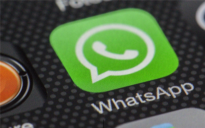 WhatsApp crop